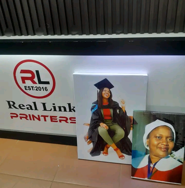 Canvas portrait printing